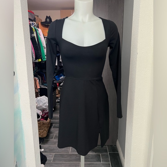 NWT QINSEN Black Square Neck Bodice Long Sleeve Dress - Picture 4 of 12